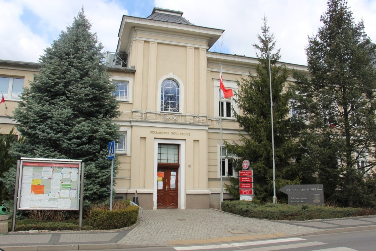Zarząd Powiatu Wrzesińskiego ogłasza konkursy na stanowiska dyrektora Zespołu Szkół Specjalnych im. Janusza Korczaka we Wrześni oraz Bursy Międzyszkolnej we Wrześni